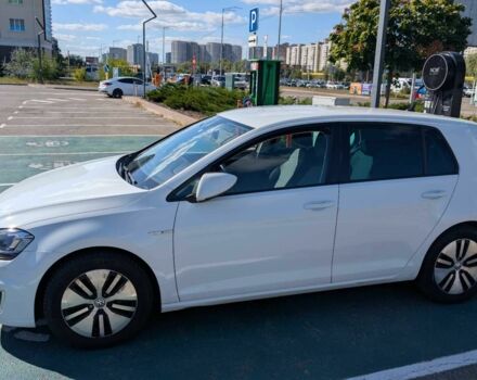 Білий Фольксваген Гольф, об'ємом двигуна 0 л та пробігом 139 тис. км за 7500 $, фото 2 на Automoto.ua