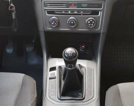 Білий Фольксваген Гольф, об'ємом двигуна 1.6 л та пробігом 221 тис. км за 9650 $, фото 23 на Automoto.ua