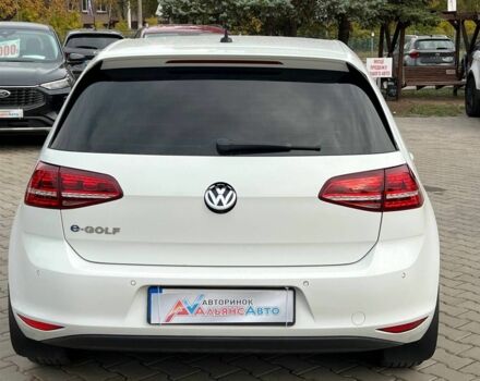 Білий Фольксваген Гольф, об'ємом двигуна 0 л та пробігом 150 тис. км за 9400 $, фото 5 на Automoto.ua
