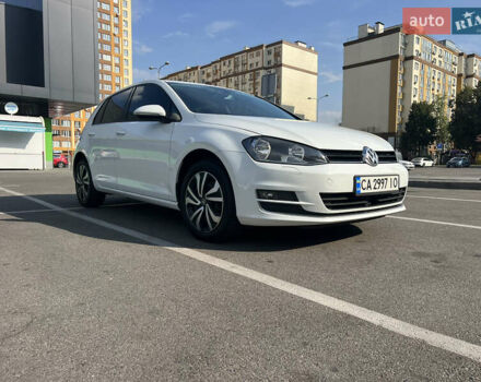 Белый Фольксваген Гольф, объемом двигателя 1.6 л и пробегом 250 тыс. км за 11700 $, фото 6 на Automoto.ua