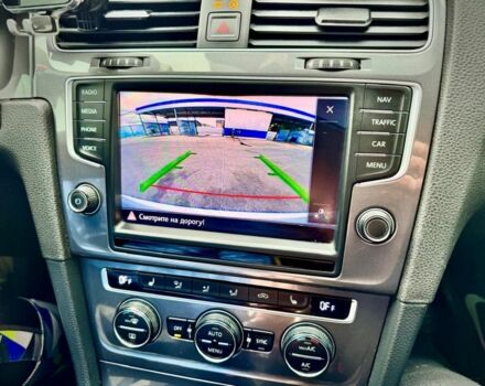 Белый Фольксваген Гольф, объемом двигателя 0 л и пробегом 195 тыс. км за 7700 $, фото 6 на Automoto.ua