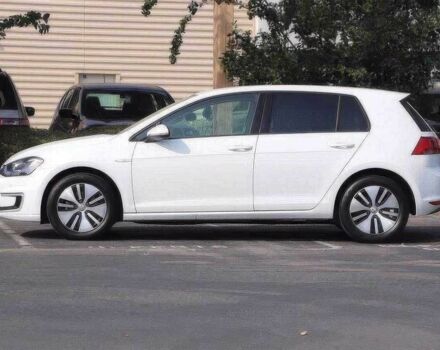 Белый Фольксваген Гольф, объемом двигателя 0 л и пробегом 70 тыс. км за 9200 $, фото 3 на Automoto.ua