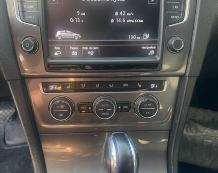 Белый Фольксваген Гольф, объемом двигателя 0 л и пробегом 146 тыс. км за 9100 $, фото 3 на Automoto.ua