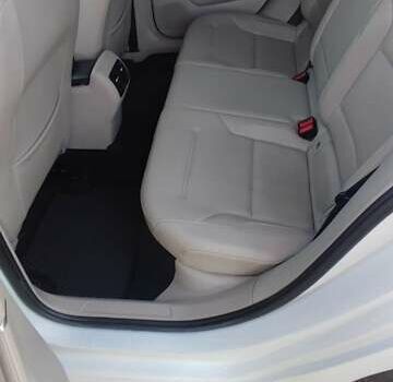 Білий Фольксваген Гольф, об'ємом двигуна 0 л та пробігом 133 тис. км за 8100 $, фото 12 на Automoto.ua