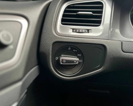 Білий Фольксваген Гольф, об'ємом двигуна 0 л та пробігом 150 тис. км за 9400 $, фото 15 на Automoto.ua