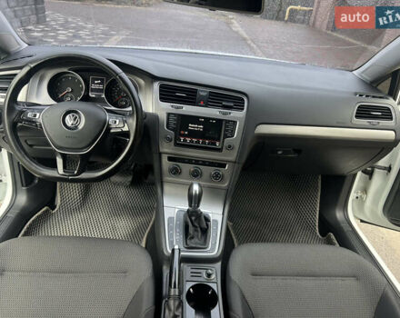 Білий Фольксваген Гольф, об'ємом двигуна 1.78 л та пробігом 175 тис. км за 9999 $, фото 14 на Automoto.ua