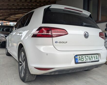 Белый Фольксваген Гольф, объемом двигателя 0 л и пробегом 123 тыс. км за 8500 $, фото 1 на Automoto.ua