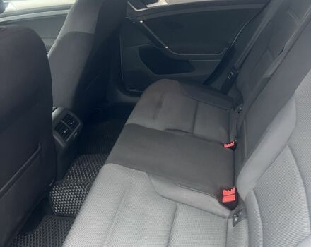 Белый Фольксваген Гольф, объемом двигателя 1.8 л и пробегом 141 тыс. км за 11000 $, фото 7 на Automoto.ua