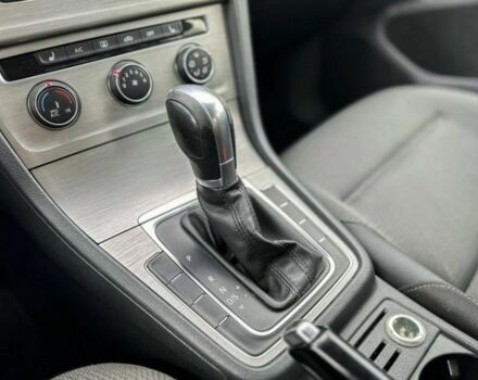 Білий Фольксваген Гольф, об'ємом двигуна 1.4 л та пробігом 126 тис. км за 8200 $, фото 11 на Automoto.ua