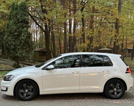 Белый Фольксваген Гольф, объемом двигателя 0 л и пробегом 89 тыс. км за 8450 $, фото 2 на Automoto.ua