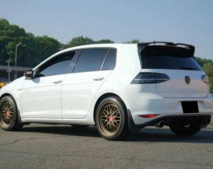 Белый Фольксваген Гольф, объемом двигателя 2 л и пробегом 134 тыс. км за 3000 $, фото 3 на Automoto.ua