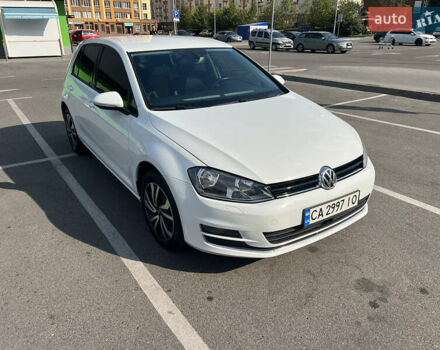 Белый Фольксваген Гольф, объемом двигателя 1.6 л и пробегом 250 тыс. км за 11700 $, фото 5 на Automoto.ua