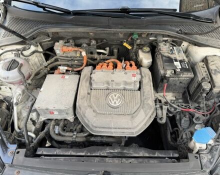 Белый Фольксваген Гольф, объемом двигателя 0 л и пробегом 119 тыс. км за 8500 $, фото 4 на Automoto.ua