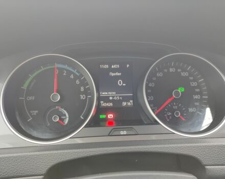 Білий Фольксваген Гольф, об'ємом двигуна 0 л та пробігом 144 тис. км за 8400 $, фото 6 на Automoto.ua