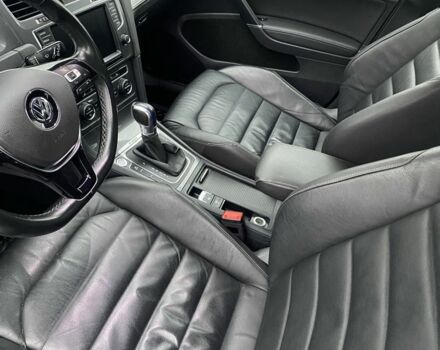 Белый Фольксваген Гольф, объемом двигателя 0 л и пробегом 118 тыс. км за 8600 $, фото 6 на Automoto.ua