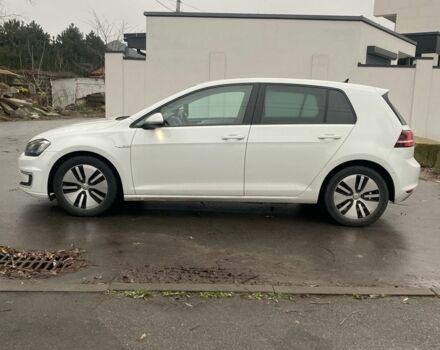 Белый Фольксваген Гольф, объемом двигателя 0 л и пробегом 118 тыс. км за 8600 $, фото 1 на Automoto.ua