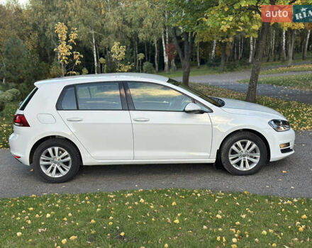 Фольксваген Гольф 2015 в Хмельницком на Automoto.ua Белый Фольксваген Гольф, объемом двигателя 1.6 л и пробегом 134 тыс. км за 12000 $, фото 5 на Automoto.ua