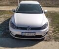 Белый Фольксваген Гольф, объемом двигателя 0 л и пробегом 144 тыс. км за 10000 $, фото 1 на Automoto.ua