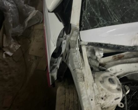 Белый Фольксваген Гольф, объемом двигателя 1 л и пробегом 100 тыс. км за 3999 $, фото 6 на Automoto.ua