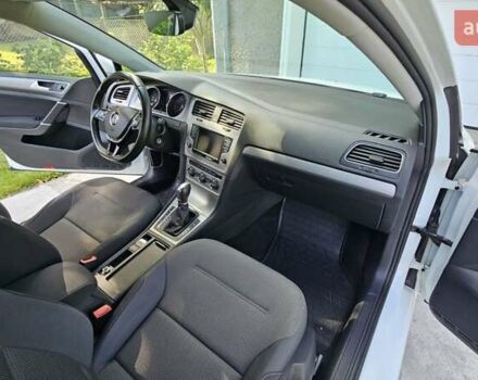 Белый Фольксваген Гольф, объемом двигателя 1.6 л и пробегом 197 тыс. км за 13800 $, фото 32 на Automoto.ua