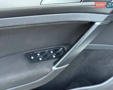 Белый Фольксваген Гольф, объемом двигателя 1.8 л и пробегом 149 тыс. км за 9799 $, фото 39 на Automoto.ua