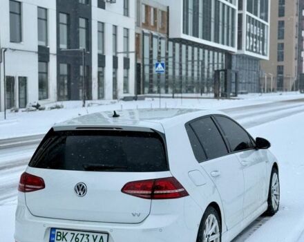 Белый Фольксваген Гольф, объемом двигателя 0 л и пробегом 145 тыс. км за 9300 $, фото 3 на Automoto.ua