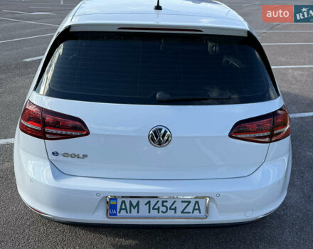 Білий Фольксваген Гольф, об'ємом двигуна 0 л та пробігом 36 тис. км за 12500 $, фото 25 на Automoto.ua