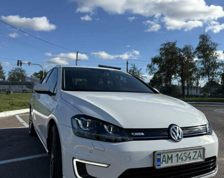 Білий Фольксваген Гольф, об'ємом двигуна 0 л та пробігом 36 тис. км за 12500 $, фото 24 на Automoto.ua