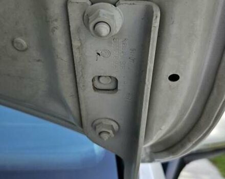 Белый Фольксваген Гольф, объемом двигателя 1.6 л и пробегом 197 тыс. км за 13800 $, фото 15 на Automoto.ua