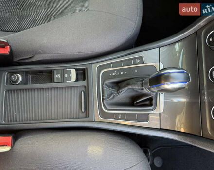 Білий Фольксваген Гольф, об'ємом двигуна 0 л та пробігом 36 тис. км за 12500 $, фото 17 на Automoto.ua