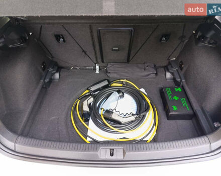 Білий Фольксваген Гольф, об'ємом двигуна 0 л та пробігом 36 тис. км за 12500 $, фото 23 на Automoto.ua