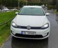 Белый Фольксваген Гольф, объемом двигателя 0 л и пробегом 122 тыс. км за 8200 $, фото 1 на Automoto.ua