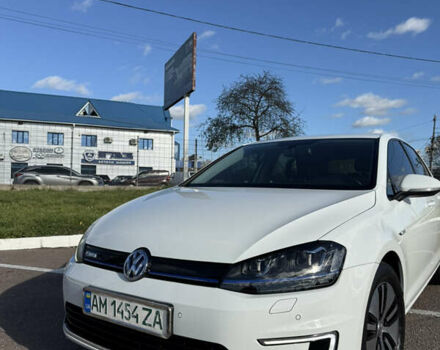 Білий Фольксваген Гольф, об'ємом двигуна 0 л та пробігом 36 тис. км за 12500 $, фото 2 на Automoto.ua