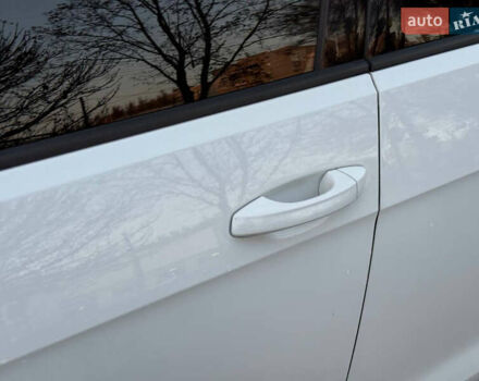 Белый Фольксваген Гольф, объемом двигателя 1.8 л и пробегом 149 тыс. км за 9799 $, фото 21 на Automoto.ua