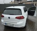 Белый Фольксваген Гольф, объемом двигателя 0 л и пробегом 70 тыс. км за 9500 $, фото 4 на Automoto.ua