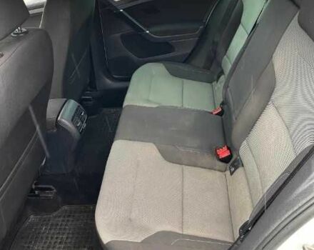 Белый Фольксваген Гольф, объемом двигателя 0 л и пробегом 122 тыс. км за 8200 $, фото 9 на Automoto.ua