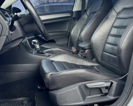 Белый Фольксваген Гольф, объемом двигателя 0 л и пробегом 154 тыс. км за 9900 $, фото 12 на Automoto.ua