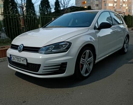 Фольксваген Гольф 2016 в Смеле на Automoto.ua Белый Фольксваген Гольф, объемом двигателя 1.8 л и пробегом 146 тыс. км за 12900 $, фото 6 на Automoto.ua