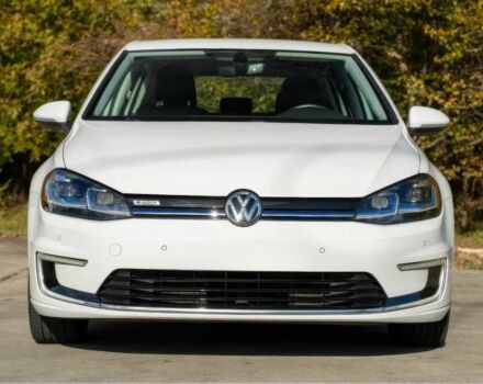 Белый Фольксваген Гольф, объемом двигателя 0 л и пробегом 66 тыс. км за 10000 $, фото 1 на Automoto.ua