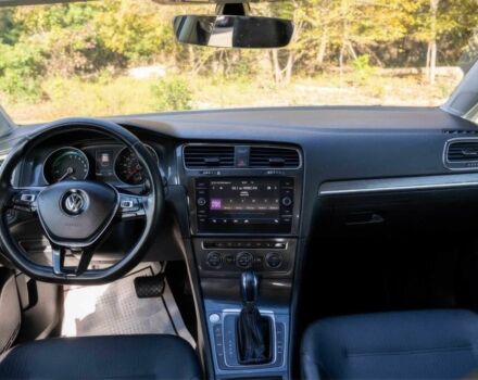 Белый Фольксваген Гольф, объемом двигателя 0 л и пробегом 66 тыс. км за 10000 $, фото 6 на Automoto.ua