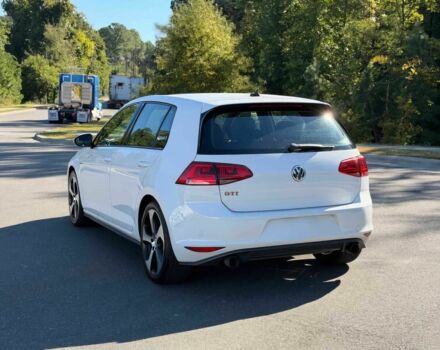 Белый Фольксваген Гольф, объемом двигателя 2 л и пробегом 64 тыс. км за 3100 $, фото 3 на Automoto.ua