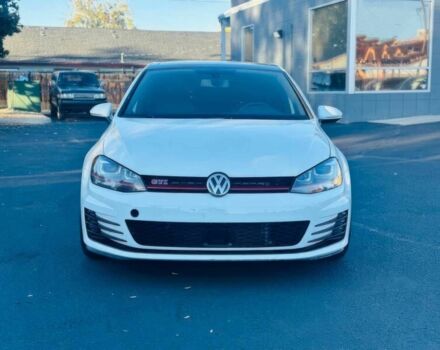 Белый Фольксваген Гольф, объемом двигателя 2 л и пробегом 66 тыс. км за 8700 $, фото 1 на Automoto.ua