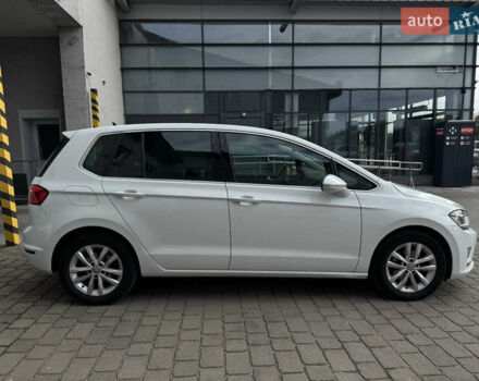 Белый Фольксваген Гольф, объемом двигателя 2 л и пробегом 274 тыс. км за 14299 $, фото 4 на Automoto.ua