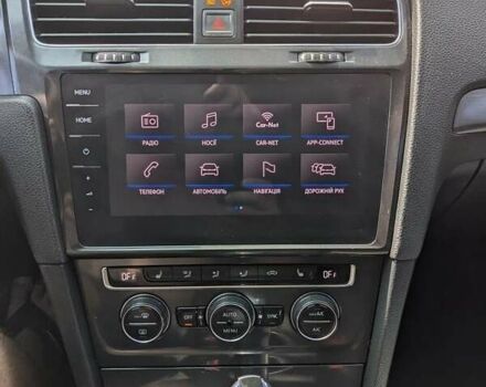 Белый Фольксваген Гольф, объемом двигателя 0 л и пробегом 165 тыс. км за 13200 $, фото 2 на Automoto.ua