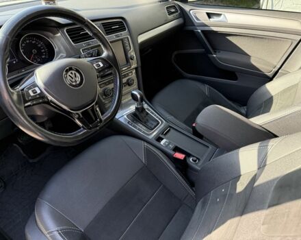 Белый Фольксваген Гольф, объемом двигателя 0 л и пробегом 113 тыс. км за 9200 $, фото 23 на Automoto.ua