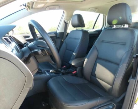 Белый Фольксваген Гольф, объемом двигателя 1.8 л и пробегом 58 тыс. км за 4800 $, фото 12 на Automoto.ua