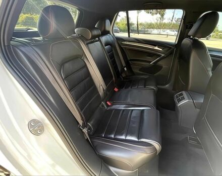 Белый Фольксваген Гольф, объемом двигателя 2 л и пробегом 67 тыс. км за 13000 $, фото 13 на Automoto.ua