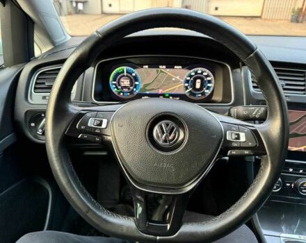 Белый Фольксваген Гольф, объемом двигателя 0 л и пробегом 139 тыс. км за 14000 $, фото 6 на Automoto.ua