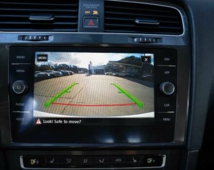 Белый Фольксваген Гольф, объемом двигателя 0 л и пробегом 64 тыс. км за 5200 $, фото 9 на Automoto.ua