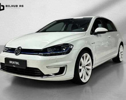 Белый Фольксваген Гольф, объемом двигателя 0 л и пробегом 98 тыс. км за 12800 $, фото 1 на Automoto.ua